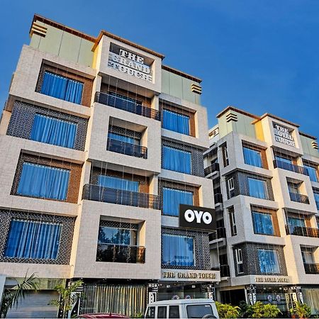 Townhouse The Grand Touch & The Royal Touch Hotell Digha  Exteriör bild