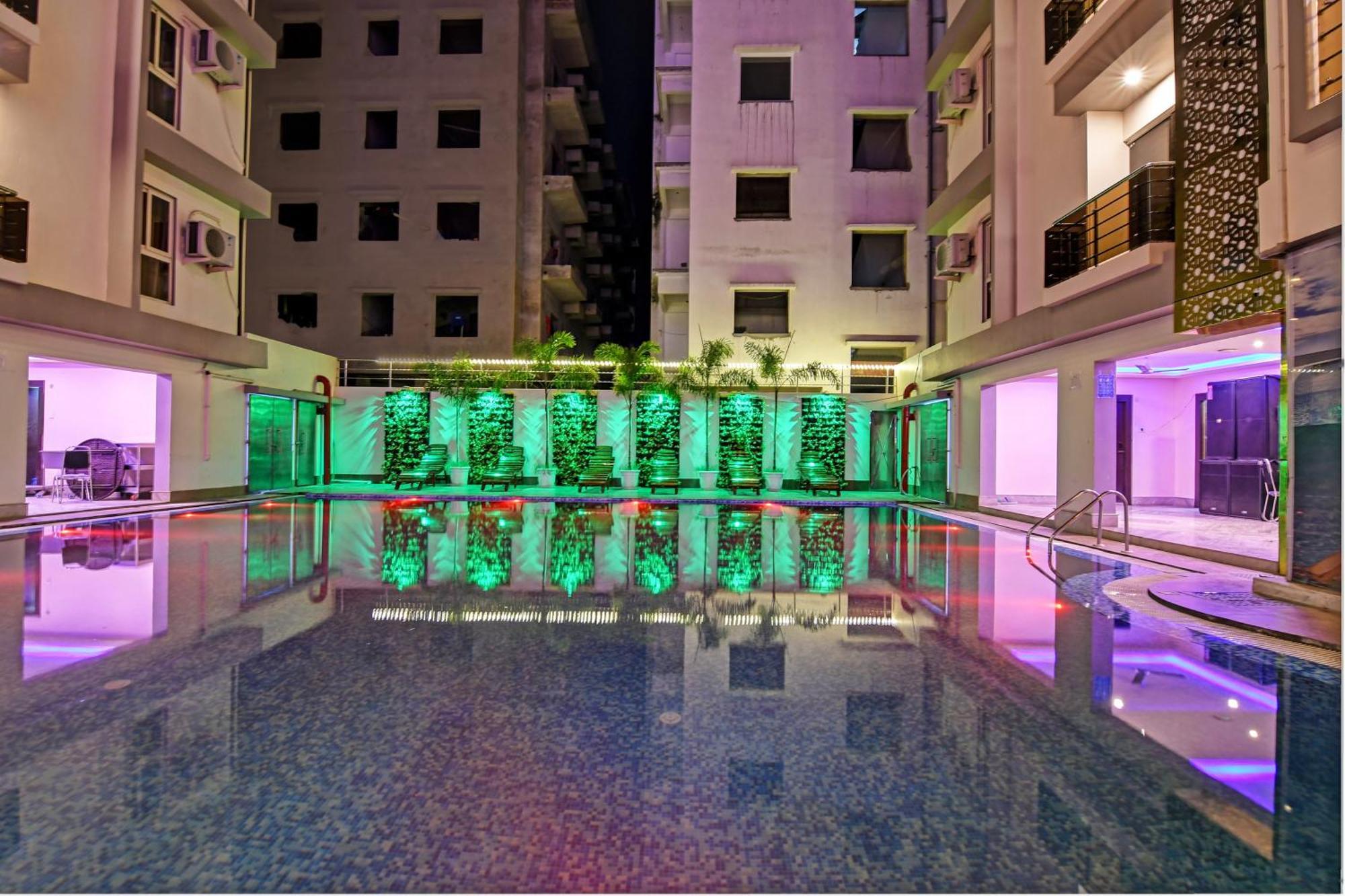 Townhouse The Grand Touch & The Royal Touch Hotell Digha  Exteriör bild