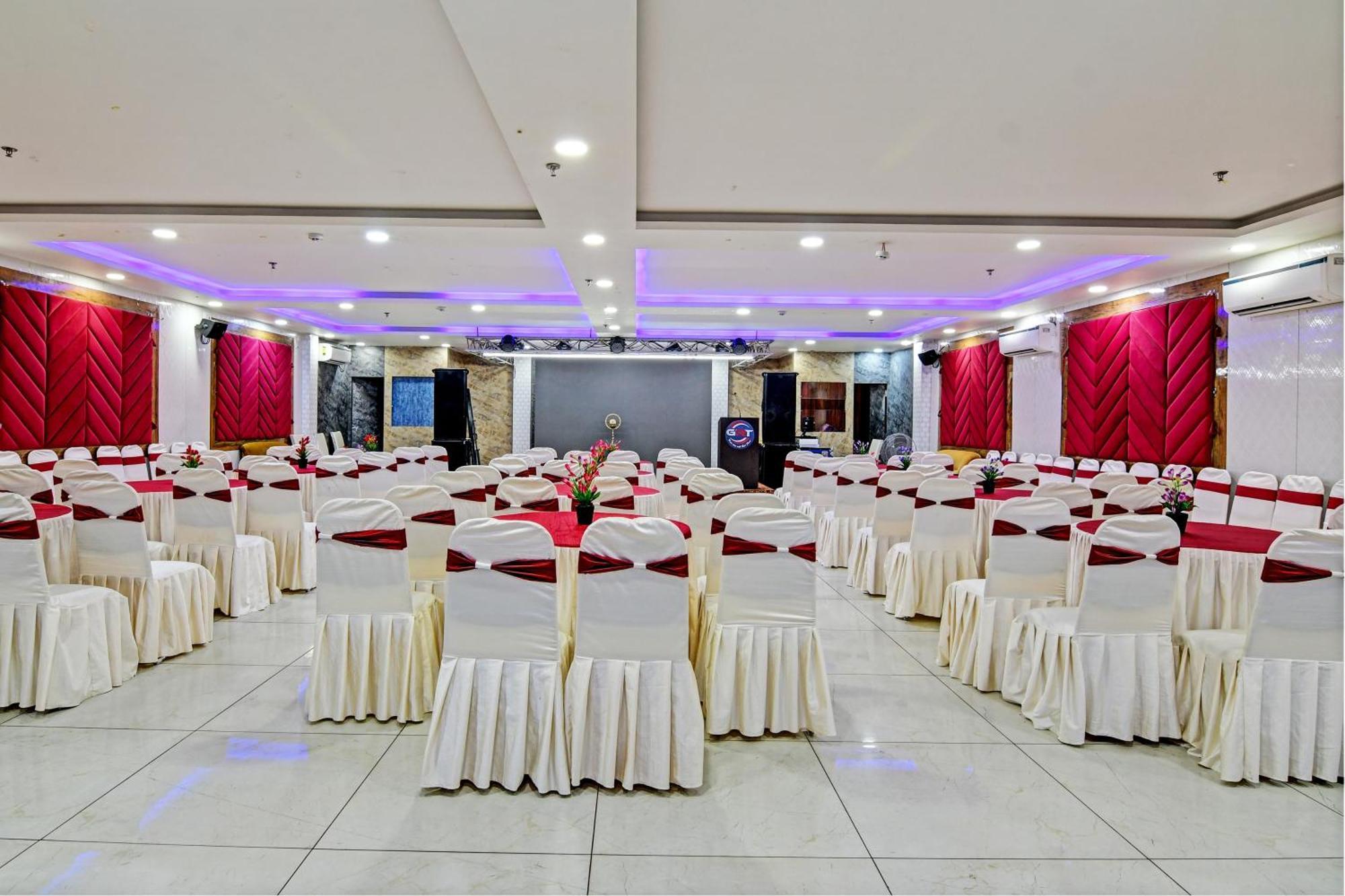 Townhouse The Grand Touch & The Royal Touch Hotell Digha  Exteriör bild