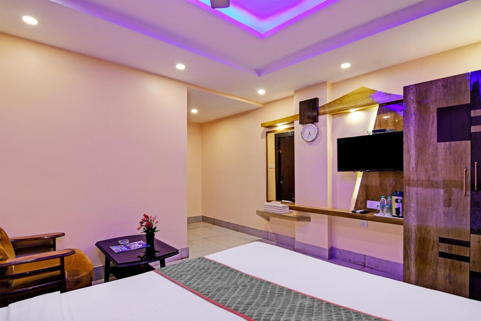 Townhouse The Grand Touch & The Royal Touch Hotell Digha  Exteriör bild