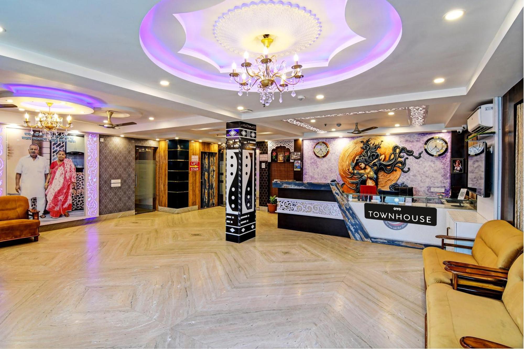 Townhouse The Grand Touch & The Royal Touch Hotell Digha  Exteriör bild