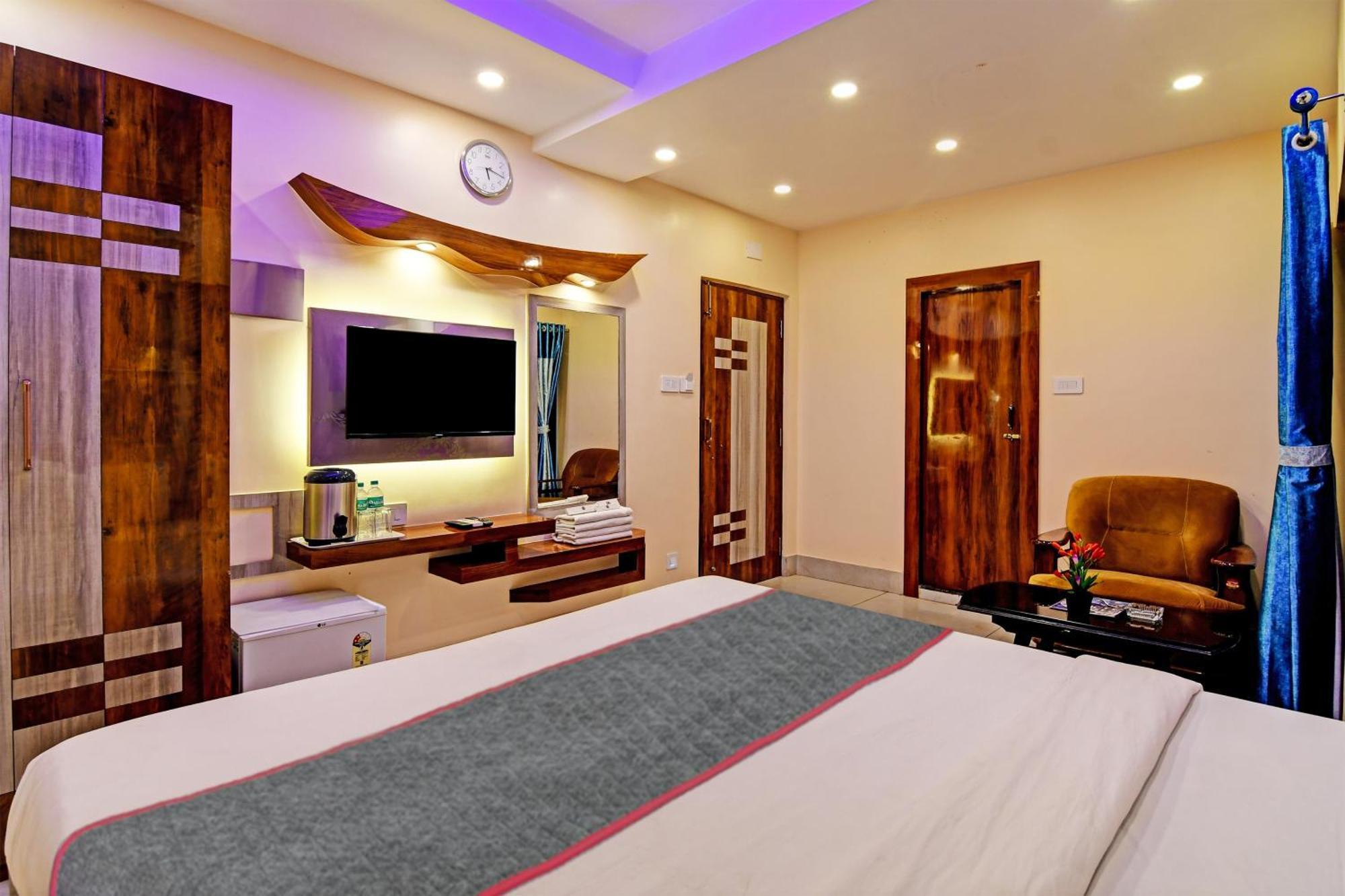 Townhouse The Grand Touch & The Royal Touch Hotell Digha  Exteriör bild